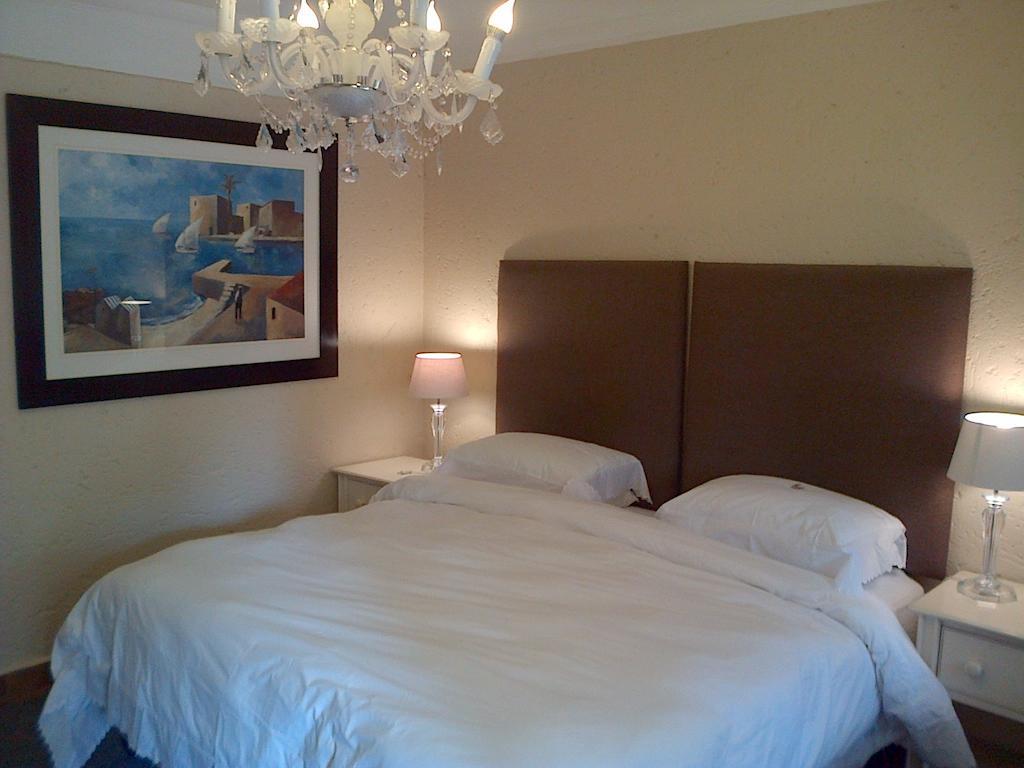 Jubilee Lodge Guest House Johannesburg Phòng bức ảnh