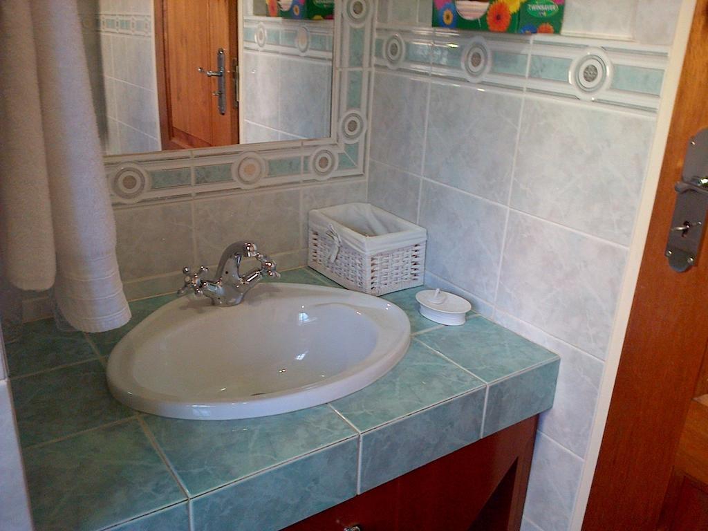 Jubilee Lodge Guest House Johannesburg Phòng bức ảnh