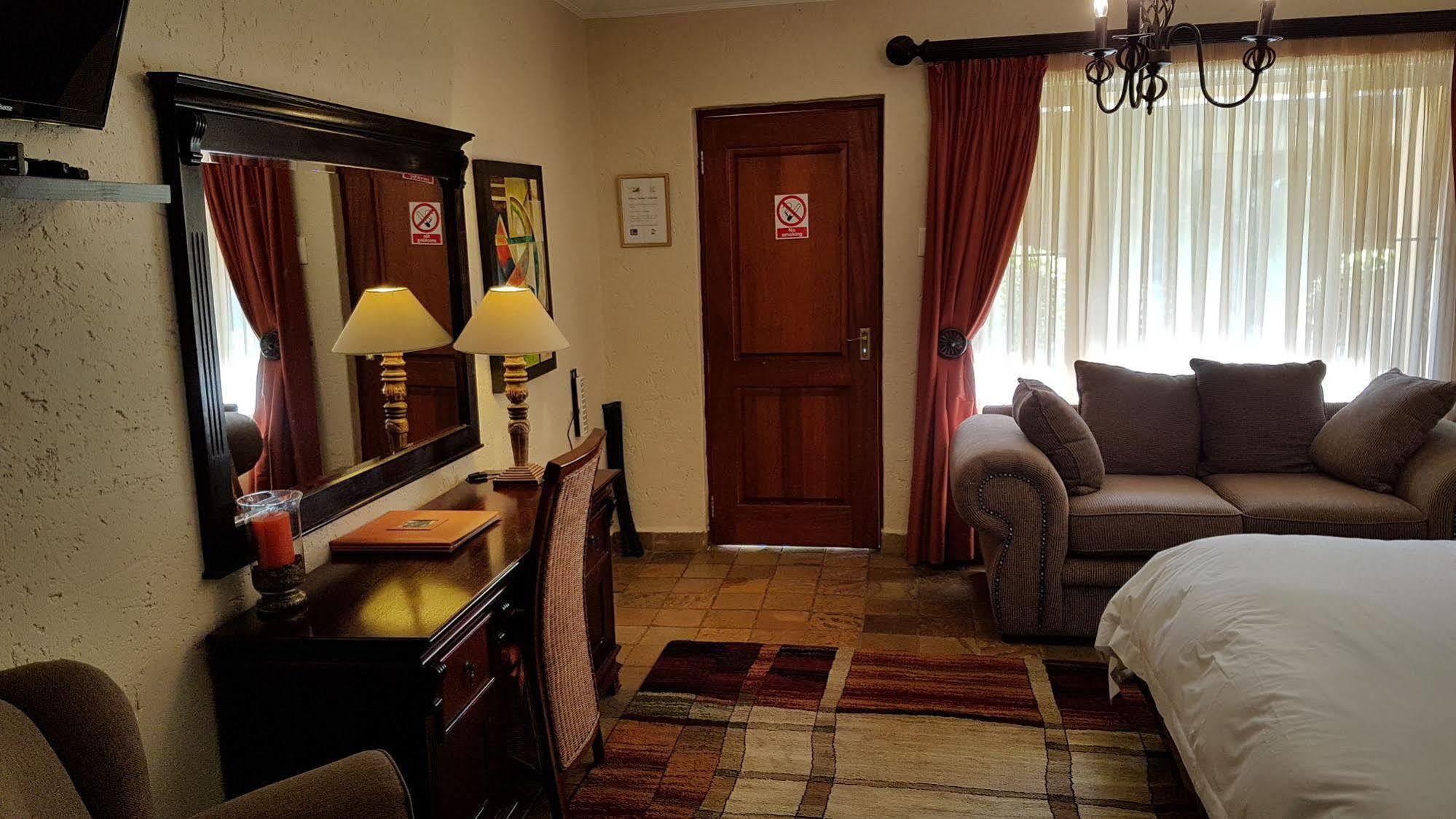 Jubilee Lodge Guest House Johannesburg Ngoại thất bức ảnh
